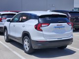 Used 2024 GMC Terrain SLE image 3