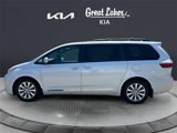 Used 2016 Toyota Sienna Limited image 3