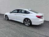 Used 2018 Honda Accord Touring image 3