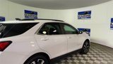 Used 2022 Chevrolet Equinox LT image 2