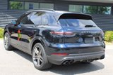 Used 2023 Porsche Cayenne image 3