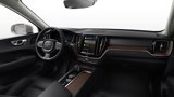 Certified 2022 Volvo XC60 T8 Momentum image 6
