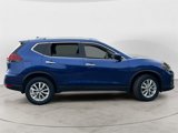 Used 2019 Nissan Rogue SV image 2