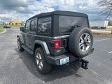 Used 2018 Jeep Wrangler Unlimited Sahara image 5