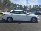 Used 2023 Hyundai Elantra SE image 5