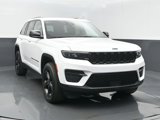Used 2022 Jeep Grand Cherokee Altitude image 2