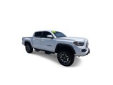 Used 2023 Toyota Tacoma TRD Off-Road image 2