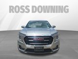 Used 2024 GMC Terrain SLE image 2