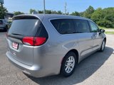 Used 2017 Chrysler Pacifica Touring image 6