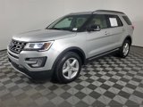 Used 2017 Ford Explorer XLT image 4