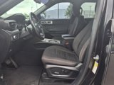 Used 2020 Ford Explorer XLT image 3