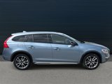 Used 2018 Volvo V60 T5 Cross Country w/ Convenience Package image 4