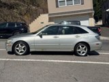 Used 2002 Lexus IS 300 SportCross image 2