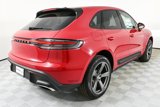 Used 2025 Porsche Macan image 4
