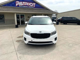 Used 2017 Kia Sedona LX w/ LX Essentials Premium Package image 2