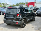 Used 2017 Jeep Renegade Latitude image 5