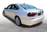 Used 2018 Volkswagen Passat 2.0T SE image 5