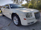 Used 2005 Chrysler 300 Touring w/ Comfort/Convenience Group image 3