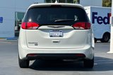 Used 2020 Chrysler Pacifica Touring-L image 4