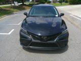 Used 2023 Toyota Camry SE image 3