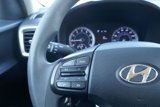 Certified 2022 Hyundai Venue SE image 4