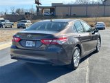 Used 2019 Toyota Camry LE image 5