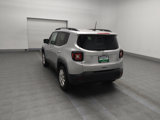 Used 2020 Jeep Renegade Latitude w/ Cold Weather Group image 5