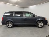 Used 2014 Dodge Grand Caravan SXT image 2