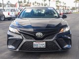 Used 2018 Toyota Camry SE image 2