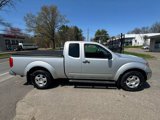 Used 2008 Nissan Frontier SE w/ SE Value Truck Pkg image 4
