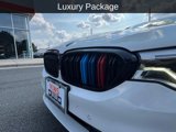 Used 2017 BMW 540i xDrive image 3