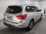 Used 2019 Nissan Pathfinder SL image 3