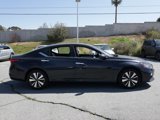 Used 2022 Nissan Altima 2.5 SV image 3