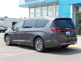Used 2021 Chrysler Pacifica Touring-L image 5