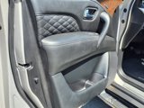 Used 2018 INFINITI QX80 4WD w/ Deluxe Technology Package image 4