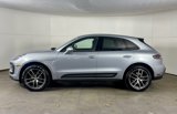 Certified 2024 Porsche Macan image 2