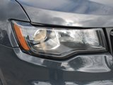 Used 2018 Jeep Grand Cherokee Altitude image 2