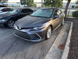 Used 2022 Toyota Camry LE image 2