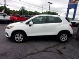 Used 2017 Chevrolet Trax LS image 2