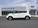 Used 2019 Kia Soul + image 1