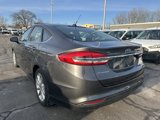 Used 2017 Ford Fusion SE image 5