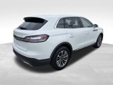 Used 2022 Lincoln Nautilus FWD w/ Premium Package image 3