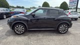 Used 2017 Nissan Juke SV image 2