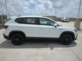 Used 2022 Volkswagen Taos SE w/ IQ.Drive SE Package image 4