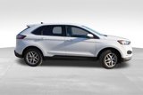 Certified 2024 Ford Edge SEL image 3