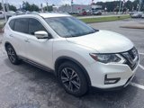 Used 2017 Nissan Rogue SL image 5