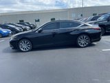 Used 2019 Lexus ES 350 image 3