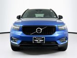 Used 2021 Volvo XC40 T5 R-Design image 2