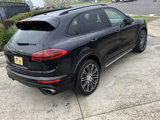 Used 2017 Porsche Cayenne Platinum Edition image 5