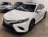 Used 2018 Toyota Camry SE w/ Moonroof Package image 2